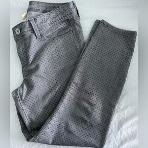 Banana Republic Skinny 28P Polka dots 77% Cotton 21% Poly 2% Spandex
